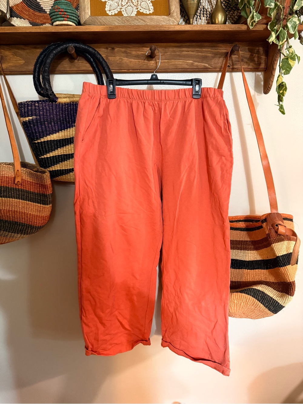 Patagonia Salmon Elastic Waist Cropped Pants 100% Organic Cotton